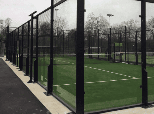 Standart-Padel-Court